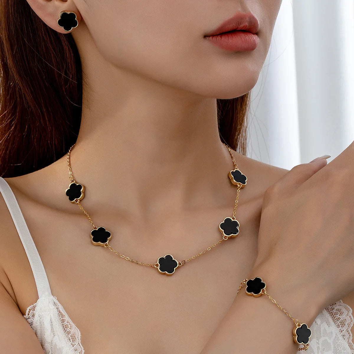 5pcs/set Fashion Flower Necklace Earrings Set Jewelry Women Stainless Steel White Shell Clover Bracelet Jewelry Accessories